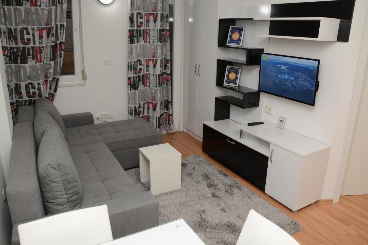 Central Deluxe Apartments โอครีด ภายนอก รูปภาพ