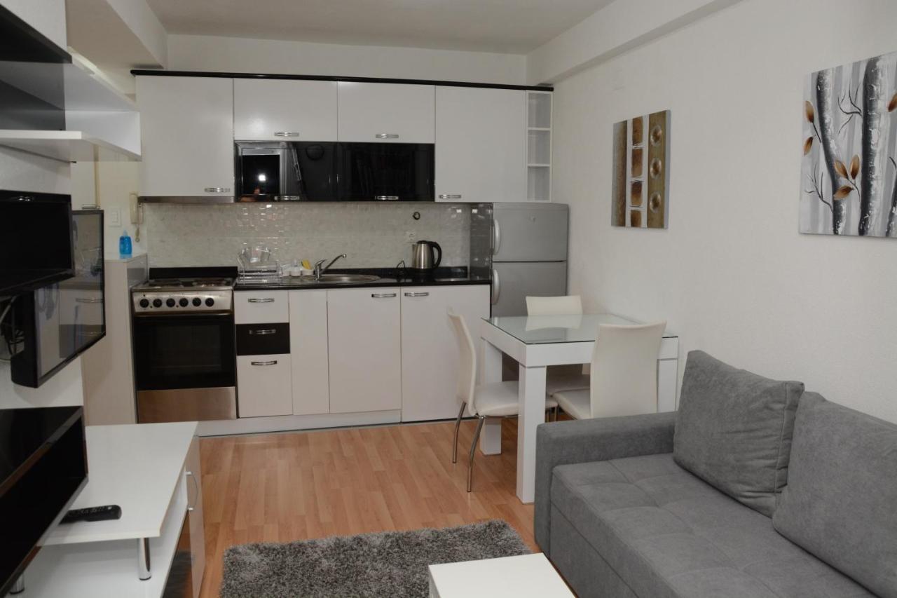 Central Deluxe Apartments โอครีด ภายนอก รูปภาพ
