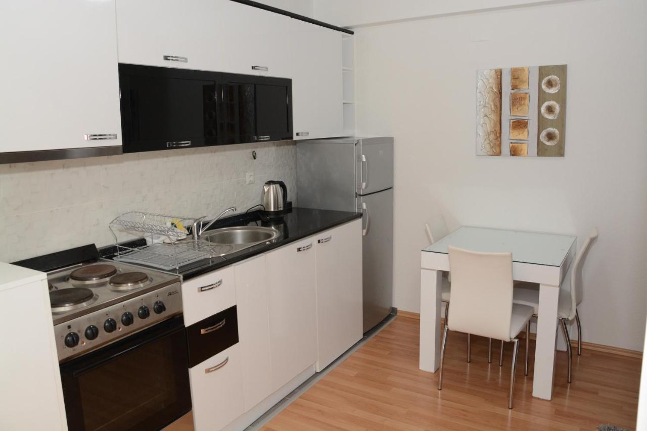 Central Deluxe Apartments โอครีด ภายนอก รูปภาพ