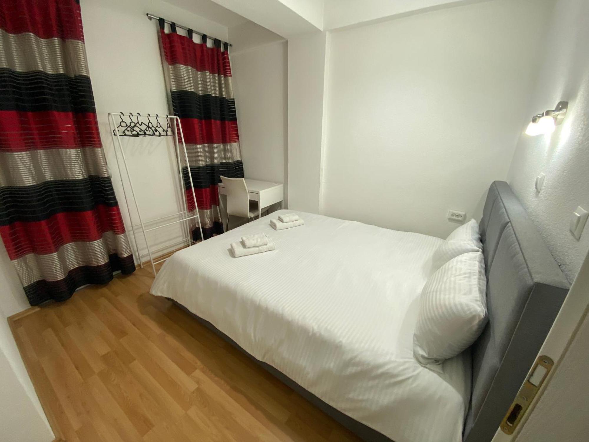 Central Deluxe Apartments โอครีด ภายนอก รูปภาพ