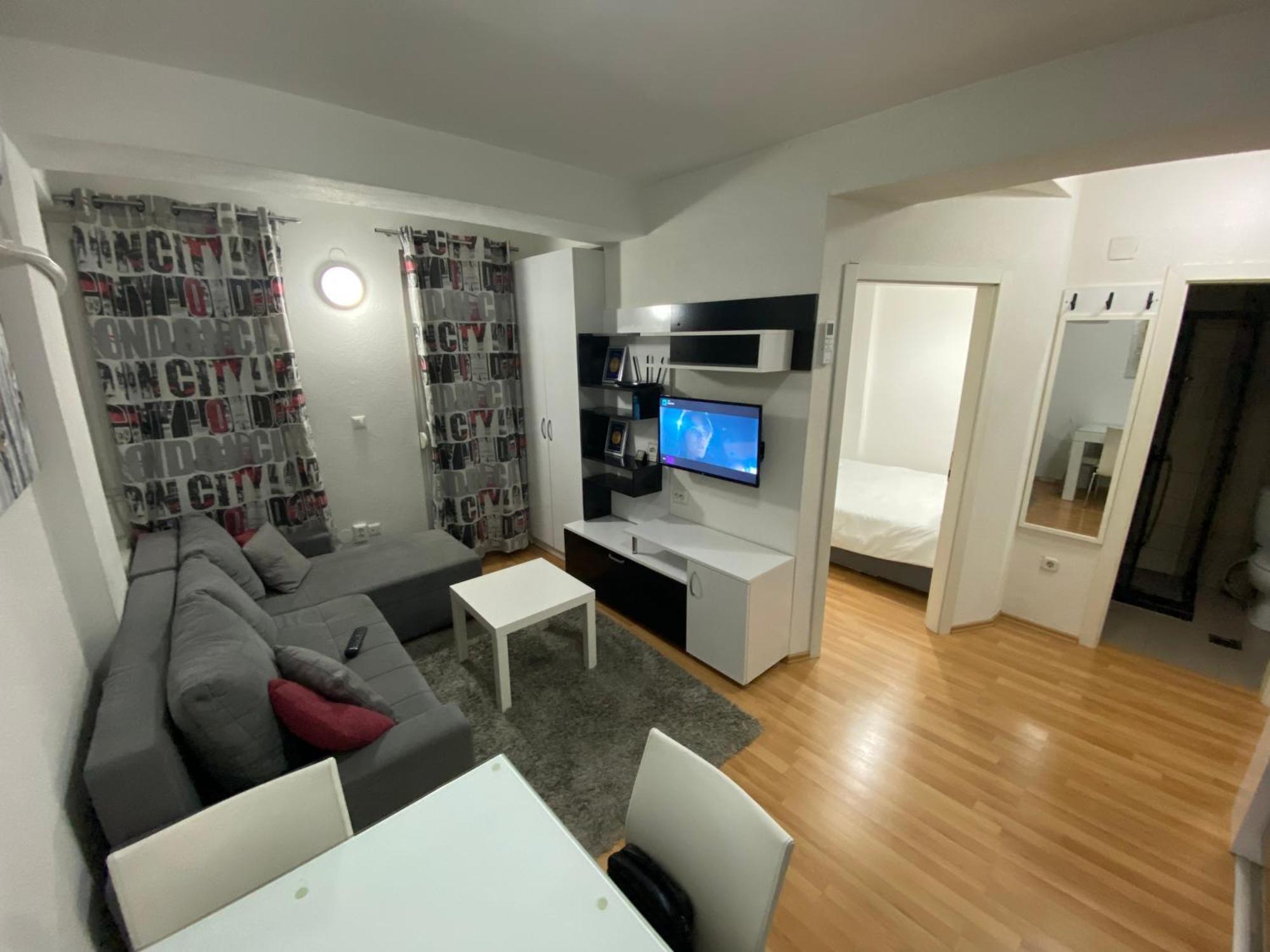 Central Deluxe Apartments โอครีด ภายนอก รูปภาพ