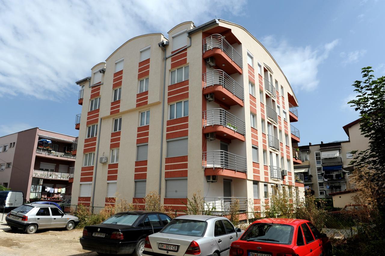 Central Deluxe Apartments โอครีด ภายนอก รูปภาพ
