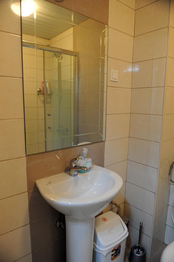 Central Deluxe Apartments โอครีด ภายนอก รูปภาพ