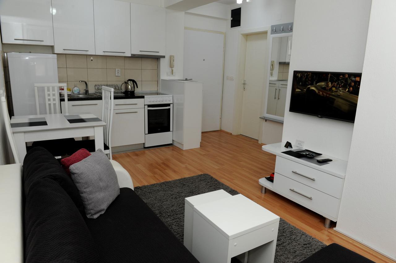 Central Deluxe Apartments โอครีด ภายนอก รูปภาพ