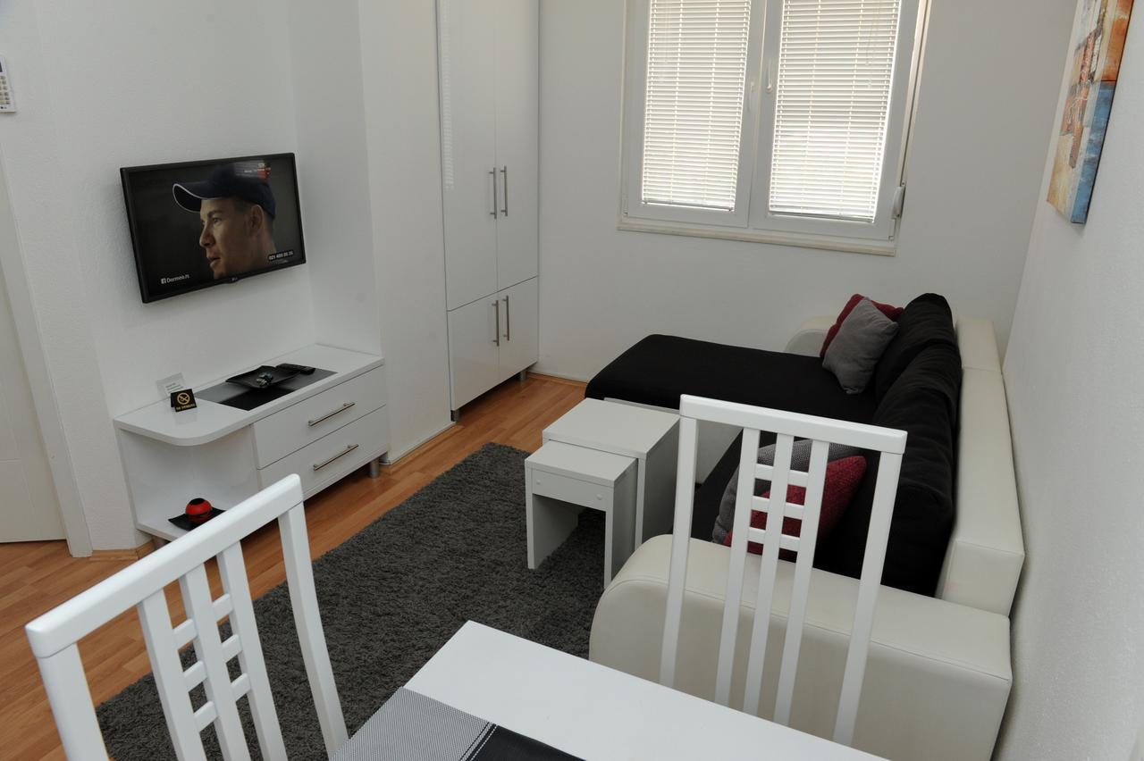 Central Deluxe Apartments โอครีด ภายนอก รูปภาพ